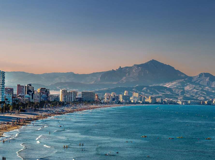 qué valoran los compradores internacionales al comprar una vivienda